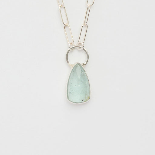 3月誕生石アクアマリンのシルバーネックレス