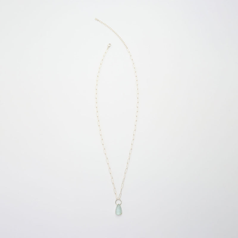 3月誕生石アクアマリンのシルバーネックレス