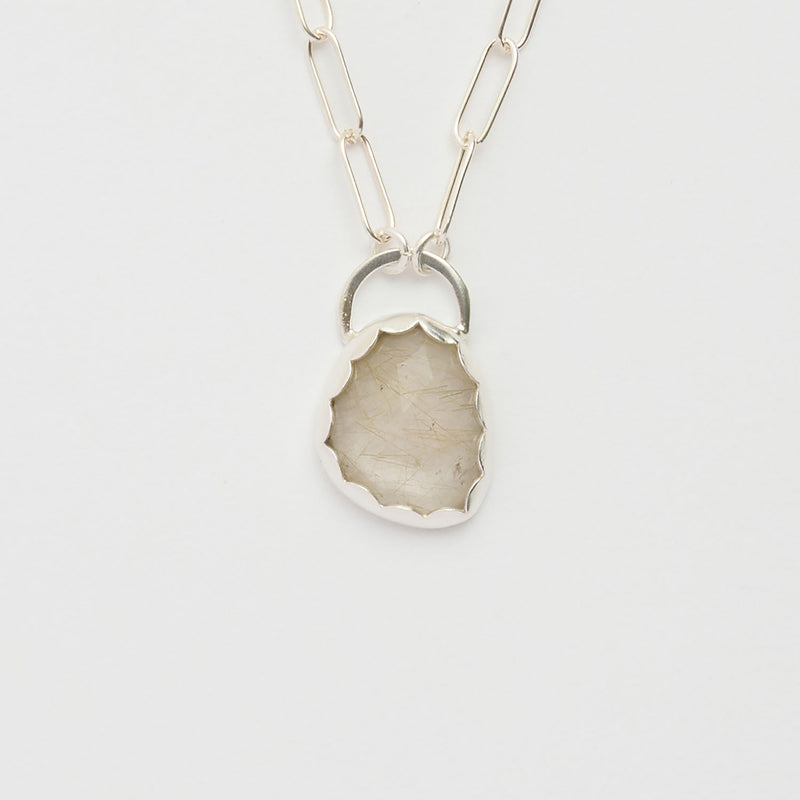 ルチルクォーツのシルバーネックレス