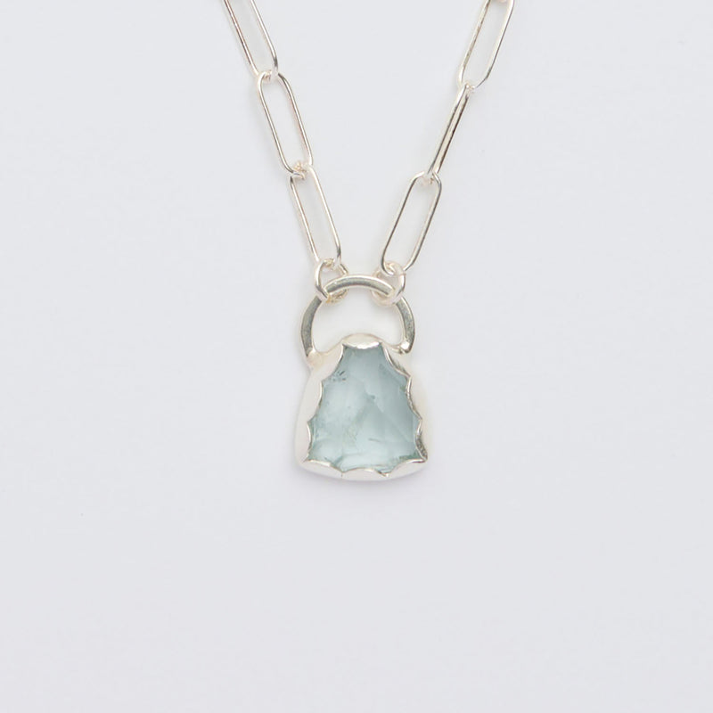 3月誕生石アクアマリンのシルバーネックレス