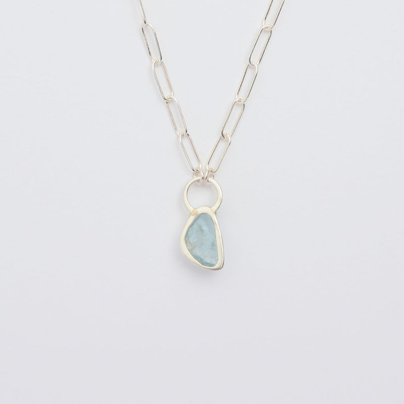 3月誕生石アクアマリンのシルバーネックレス