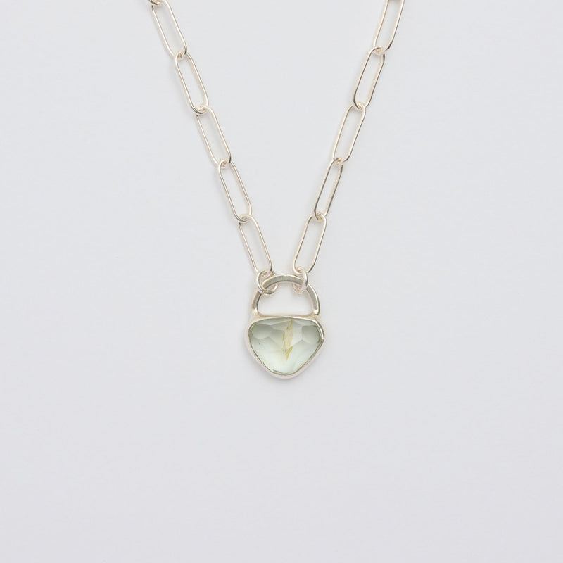 3月誕生石アクアマリンのシルバーネックレス