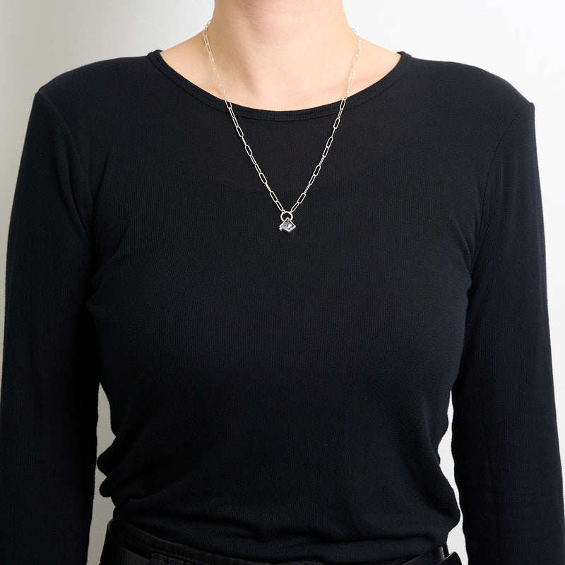 3月誕生石アクアマリンのシルバーネックレス