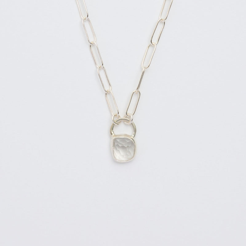 3月誕生石アクアマリンのシルバーネックレス