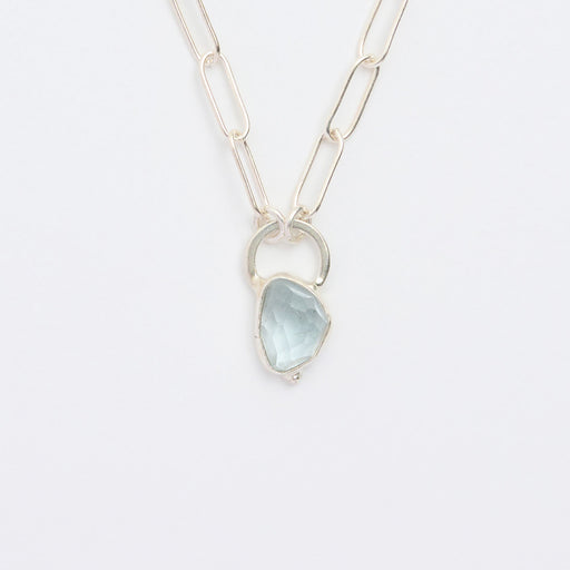 3月誕生石アクアマリンのシルバーネックレス