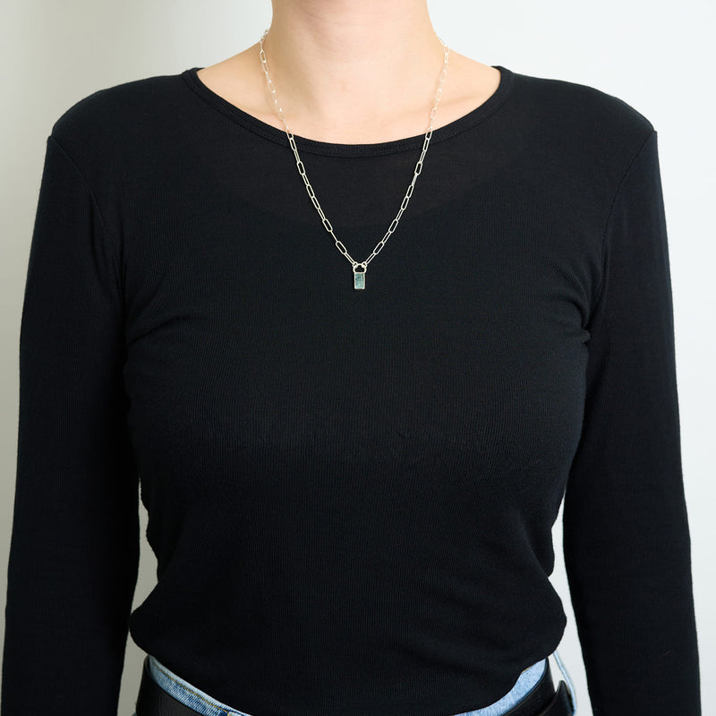 10月誕生石トルマリンのシルバーネックレス