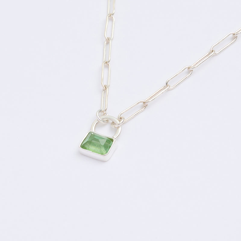 10月誕生石トルマリンのシルバーネックレス