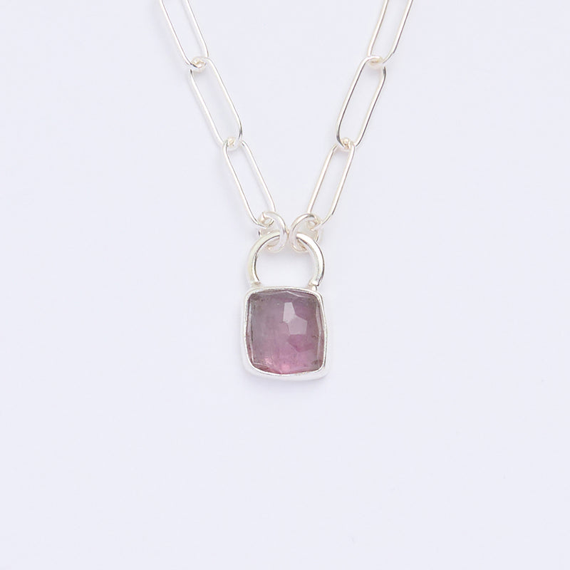 10月誕生石トルマリンのシルバーネックレス