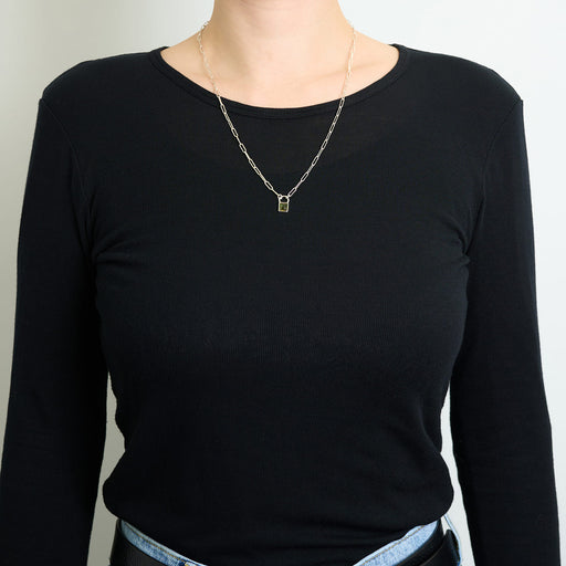 10月誕生石トルマリンのシルバーネックレス