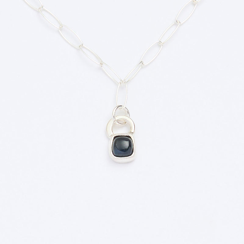 10月誕生石トルマリンのシルバーネックレス