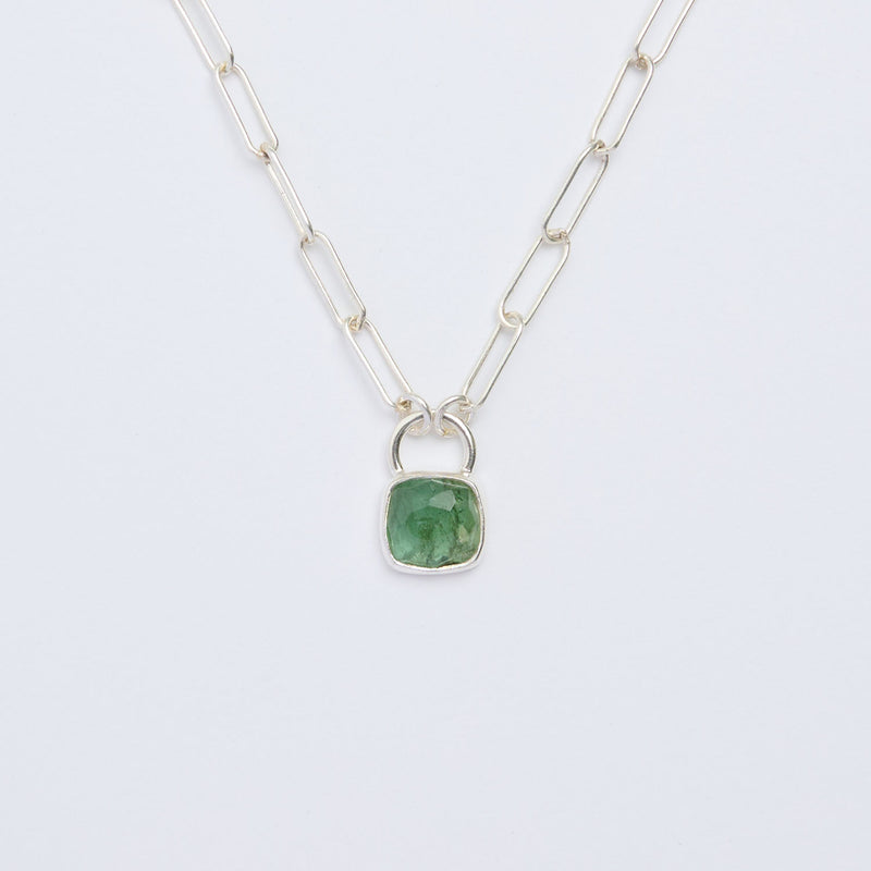 10月誕生石トルマリンのシルバーネックレス