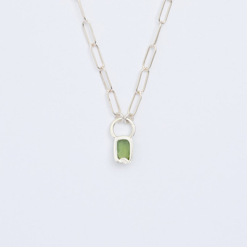 10月誕生石トルマリンのシルバーネックレス