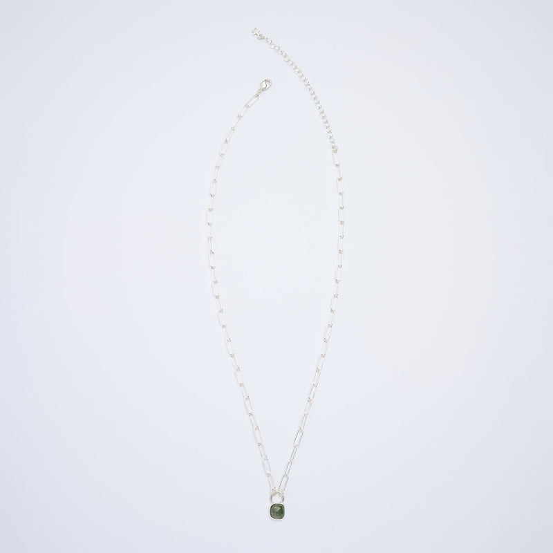 10月誕生石トルマリンのシルバーネックレス