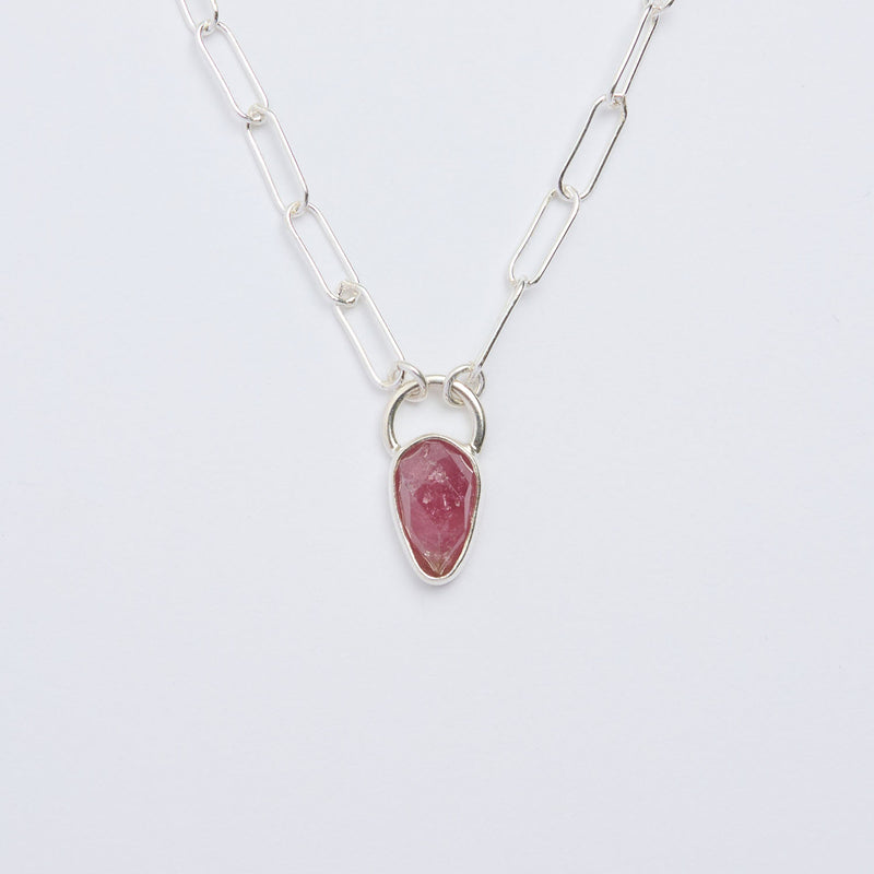 10月誕生石トルマリンのシルバーネックレス