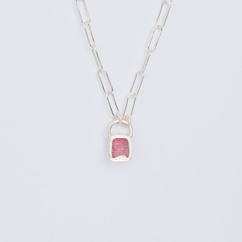 10月誕生石トルマリンのシルバーネックレス