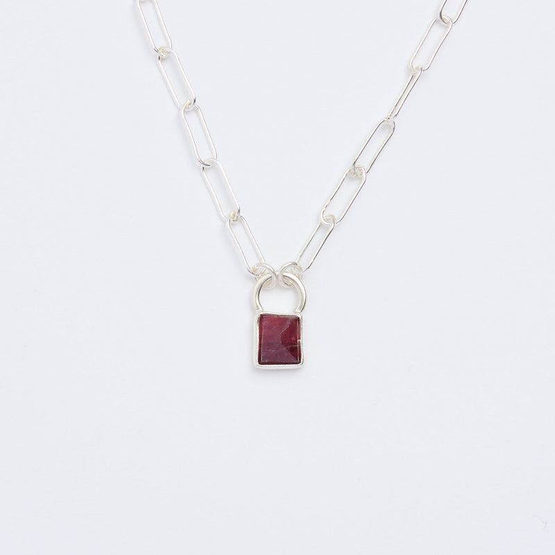 10月誕生石トルマリンのシルバーネックレス