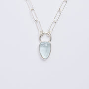 3月誕生石アクアマリンのシルバーネックレス