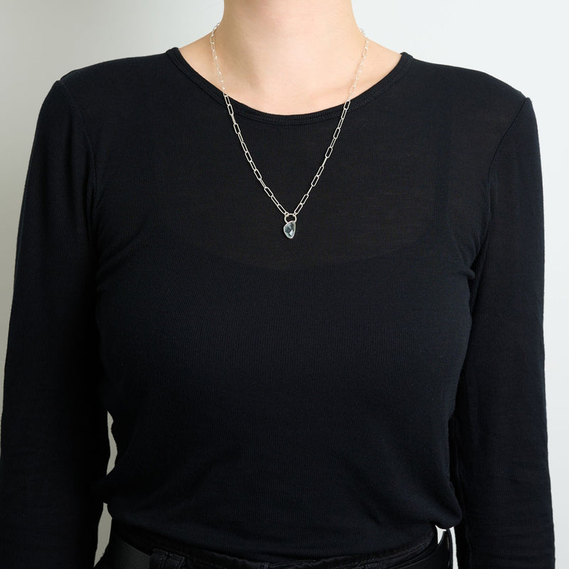 3月誕生石アクアマリンのシルバーネックレス