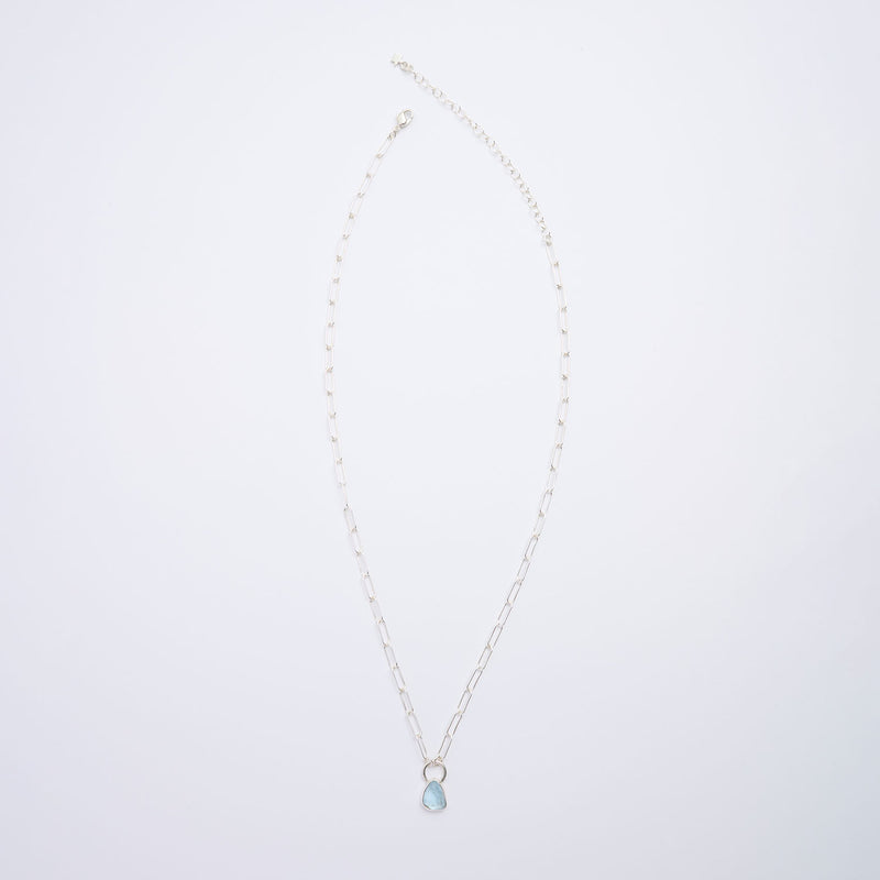 3月誕生石アクアマリンのシルバーネックレス