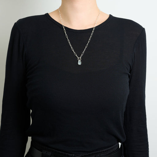 3月誕生石アクアマリンのシルバーネックレス