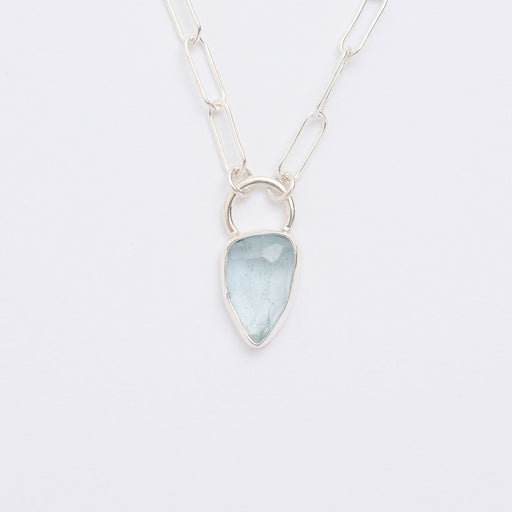 3月誕生石アクアマリンのシルバーネックレス