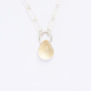 11月の誕生石シトリンのシルバーネックレス