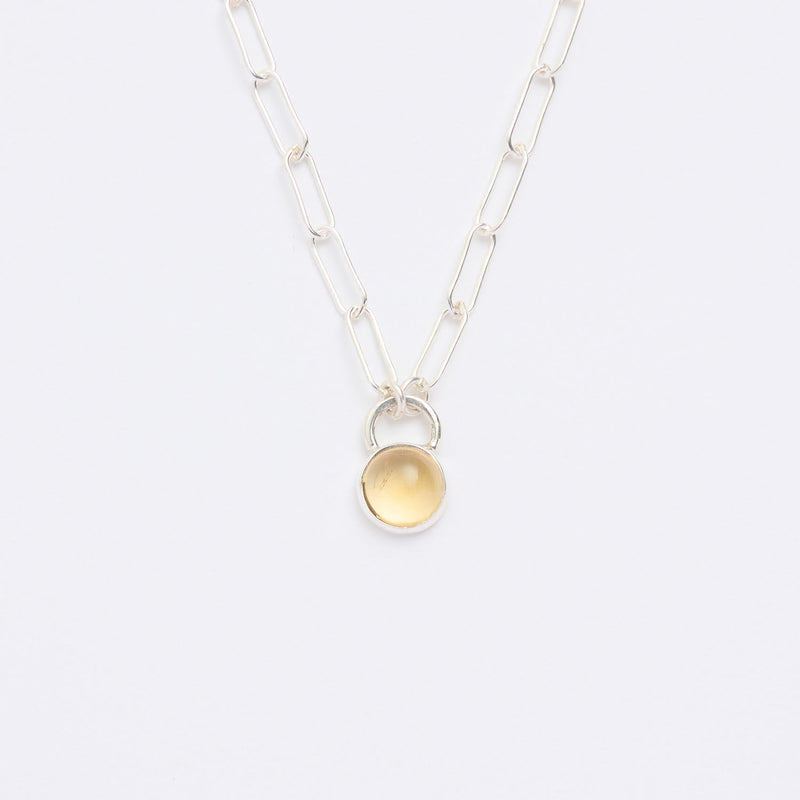 11月の誕生石シトリンのシルバーネックレス