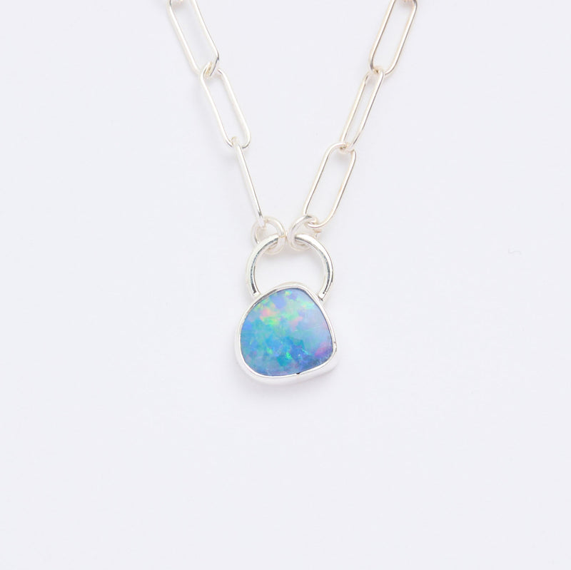 10月誕生石オパールのシルバーネックレス