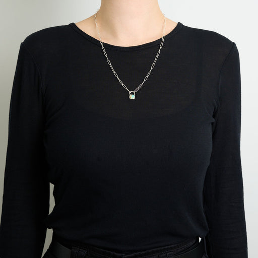 12月誕生石ターコイズのシルバーネックレス