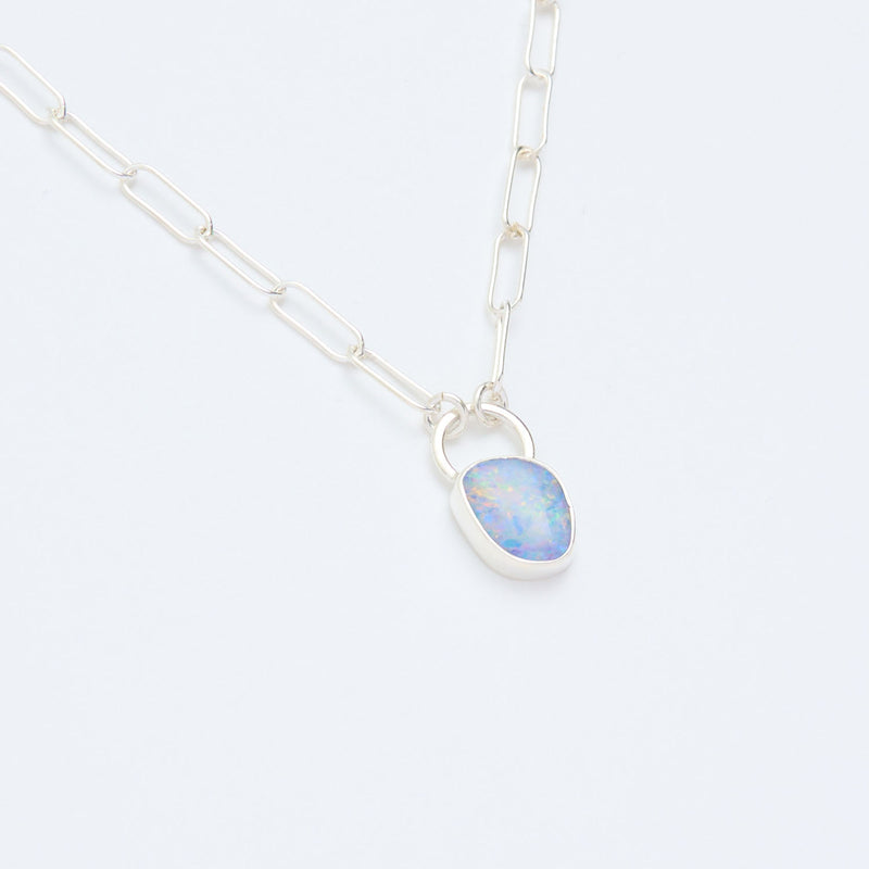 10月誕生石オパールのシルバーネックレス