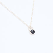 10月誕生石オパールのシルバーネックレス