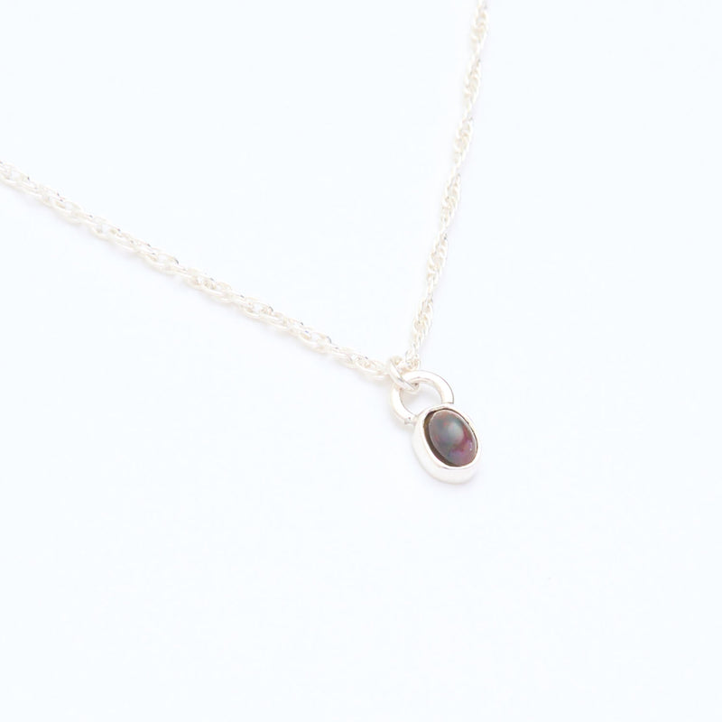 10月誕生石オパールのシルバーネックレス