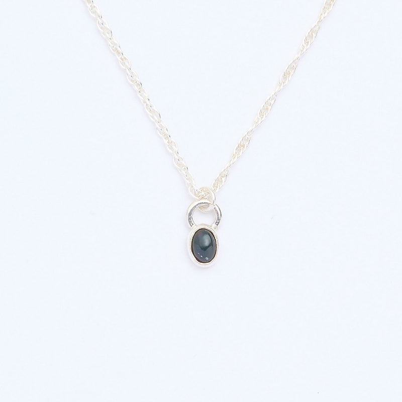 10月誕生石オパールのシルバーネックレス