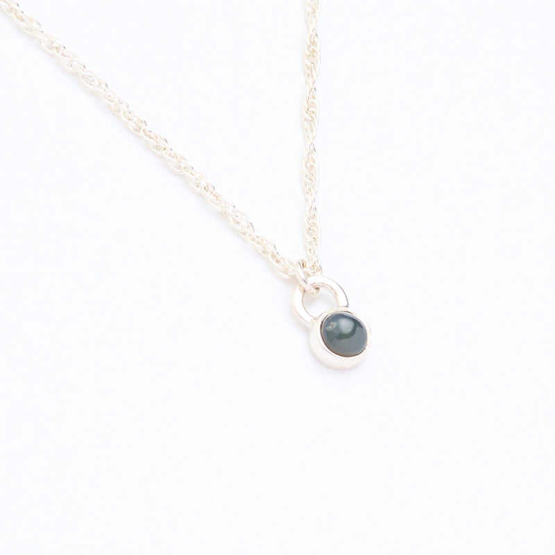 10月誕生石オパールのシルバーネックレス