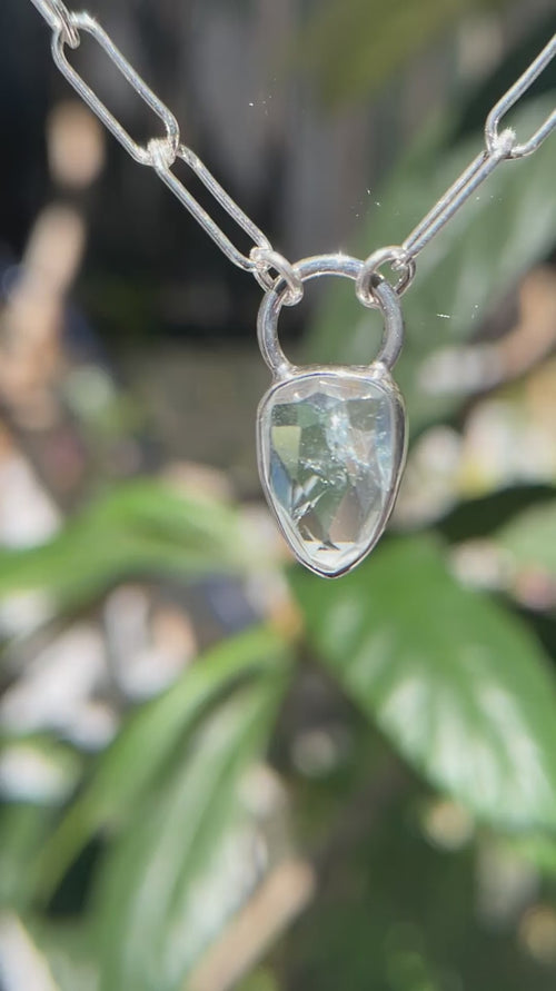 3月誕生石アクアマリンのシルバーネックレス