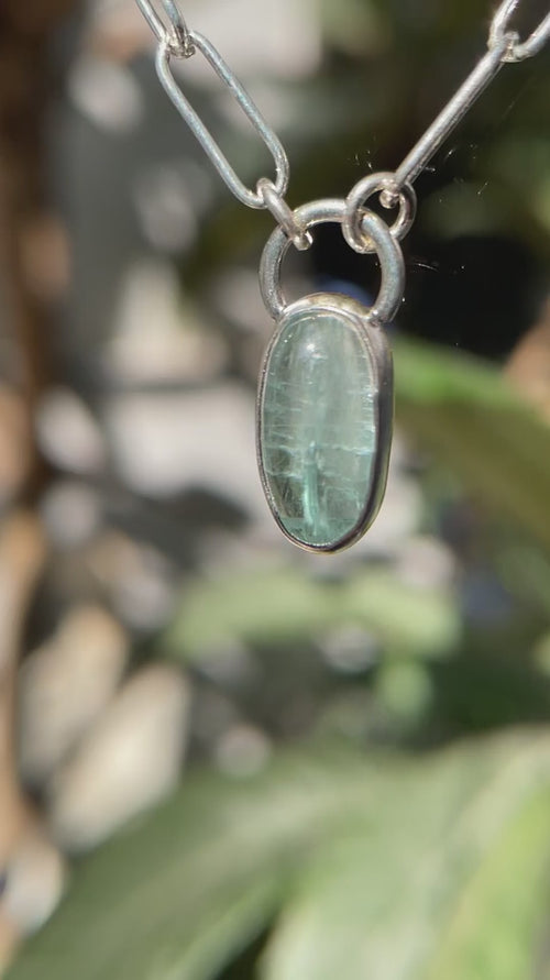 10月誕生石トルマリンのシルバーネックレス