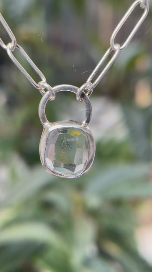 3月誕生石アクアマリンのシルバーネックレス