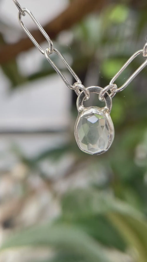 3月誕生石アクアマリンのシルバーネックレス