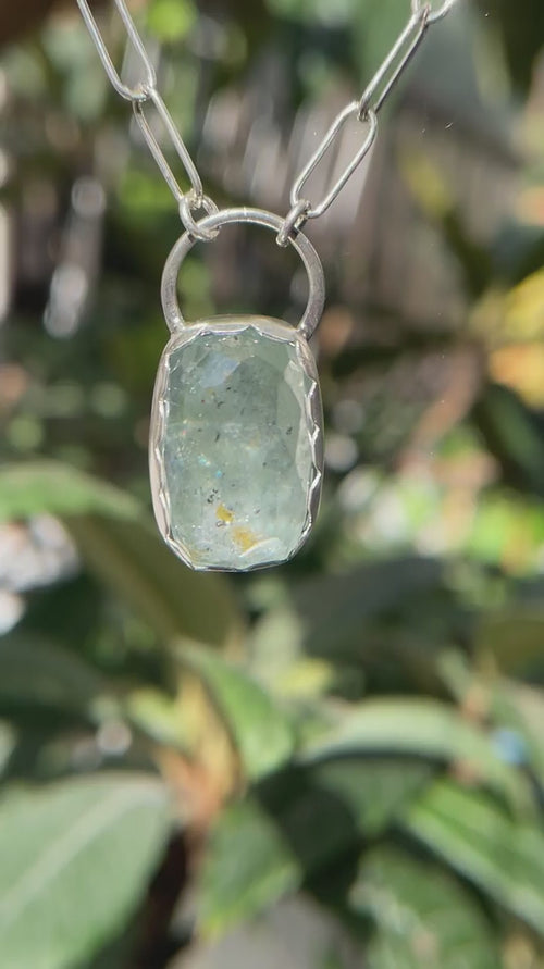 3月誕生石アクアマリンのシルバーネックレス