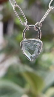 3月誕生石アクアマリンのシルバーネックレス