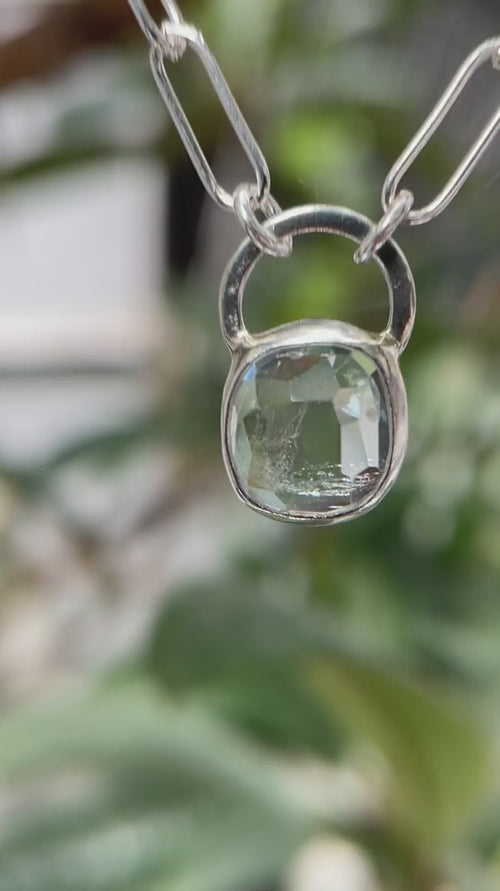 3月誕生石アクアマリンのシルバーネックレス