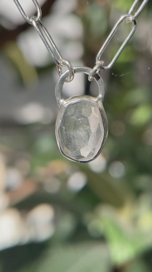 3月誕生石アクアマリンのシルバーネックレス