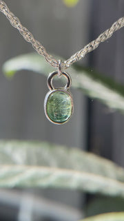 10月誕生石トルマリンのシルバーネックレス