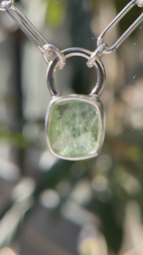 10月誕生石トルマリンのシルバーネックレス