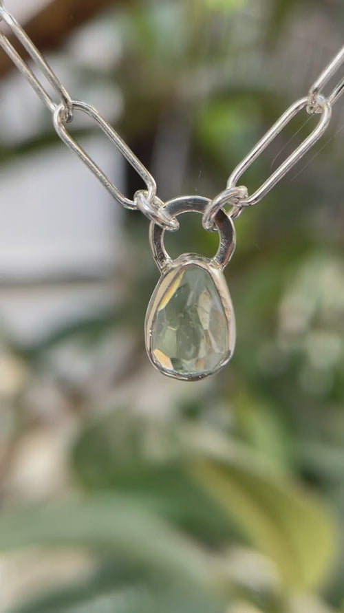 3月誕生石アクアマリンのシルバーネックレス