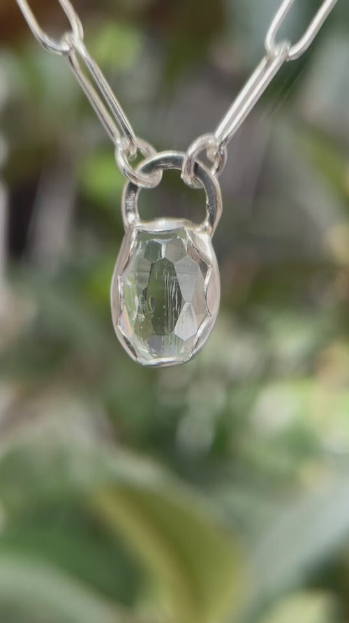 3月誕生石アクアマリンのシルバーネックレス