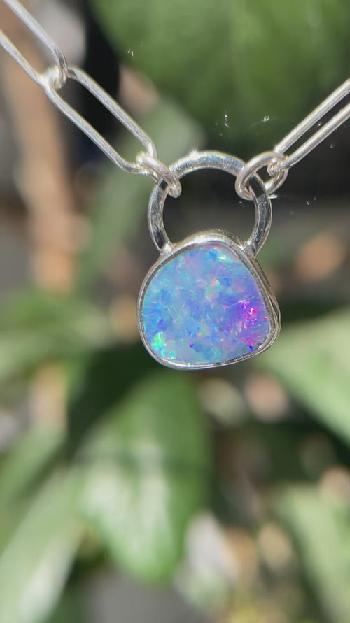 10月誕生石オパールのシルバーネックレス