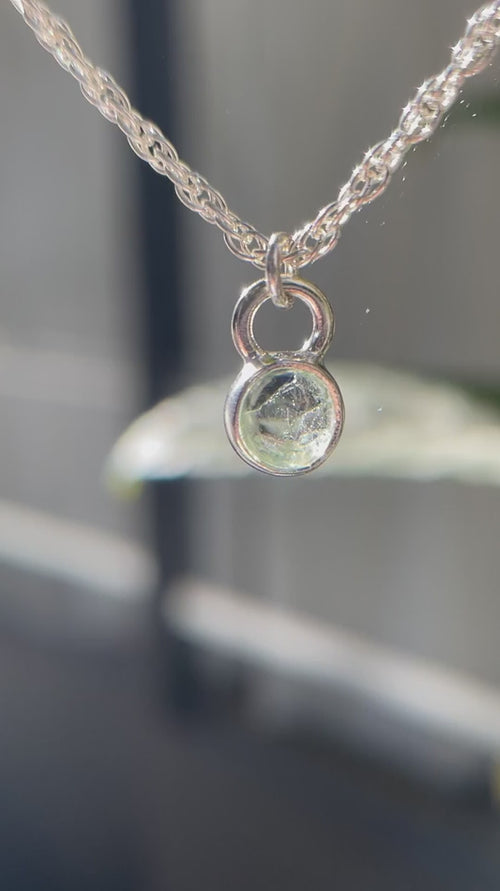 10月誕生石トルマリンのシルバーネックレス