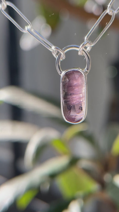 10月誕生石トルマリンのシルバーネックレス