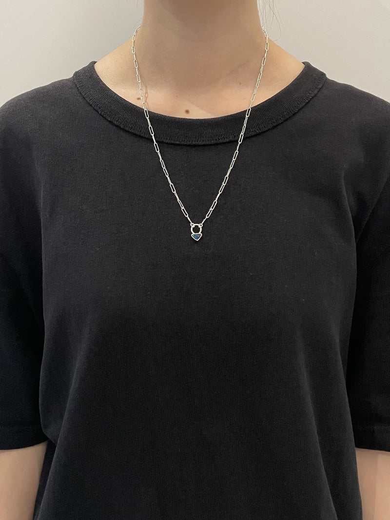 10月誕生石オパールのシルバーネックレス